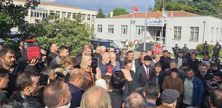 Bafralı Çiftçilerden Su Zammına Büyük Tepki