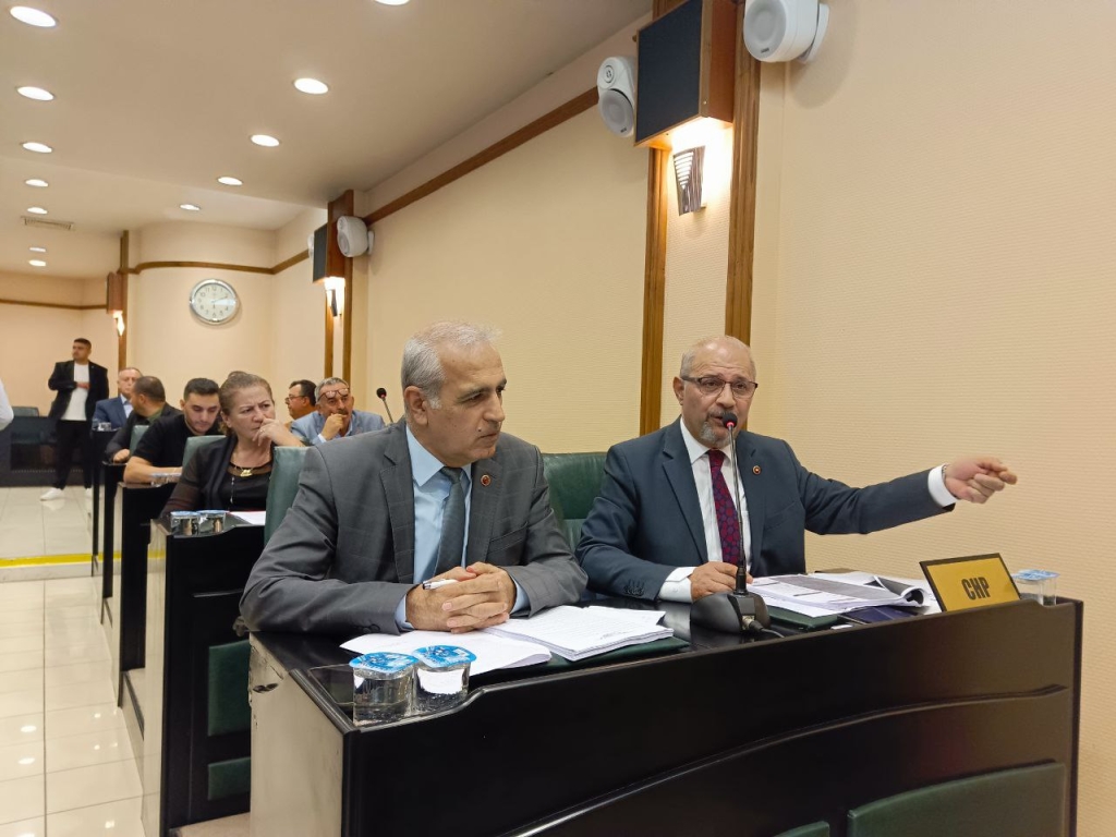 CHP Samsun Büyükşehir Grup Başkan Vekili Atila Tekcan