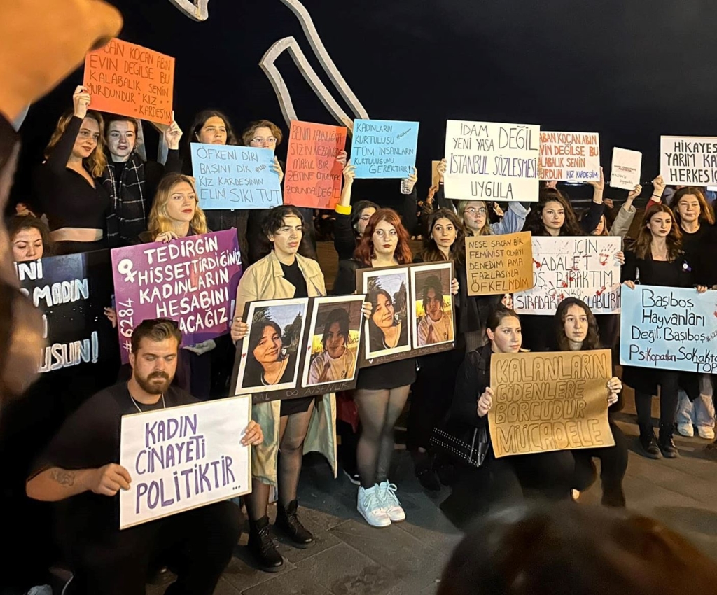 Samsun'da Kadın Cinayetlerine Karşı Yürüyüş Düzenlendi