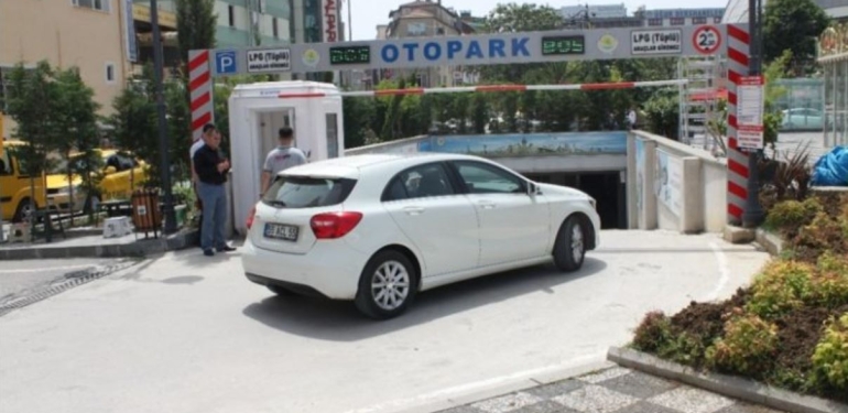 Samsun’da Otoparklara Yüzde 100’ün Üzerinde Zam