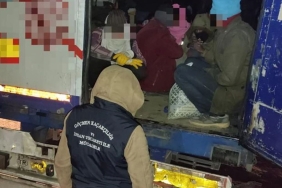 Samsun'da Tırda 40 Kaçak Göçmen Yakalandı
