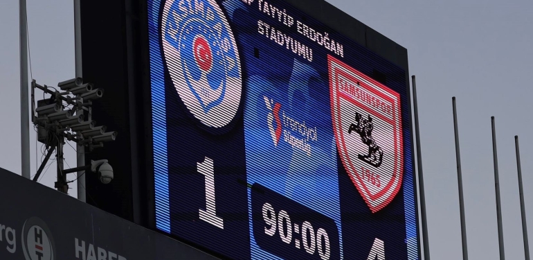 Samsunspor Deplasmanda Kasımpaşa’yı Farklı Geçti