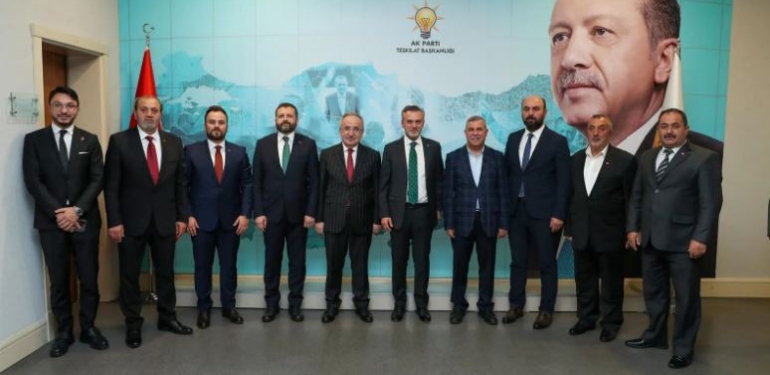 AK Parti Samsun’da Kongre Öncesi Hareketli Günler