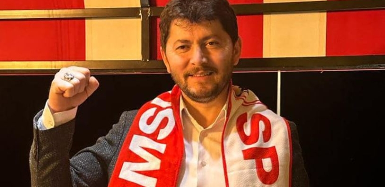 Ahmet Karkucak Kimdir?
