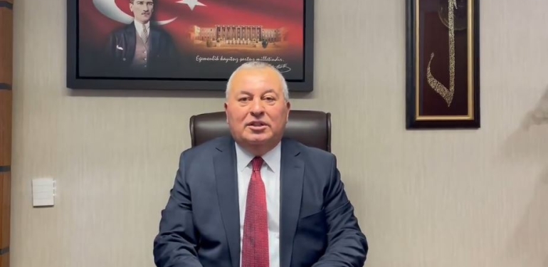 Demokrat Parti’de İstifa Depremi