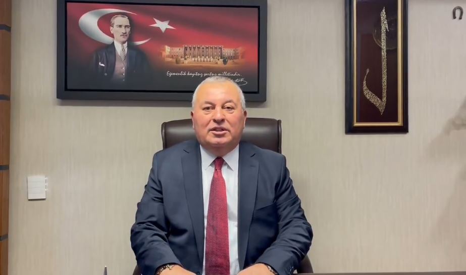 Demokrat Parti’de İstifa Depremi