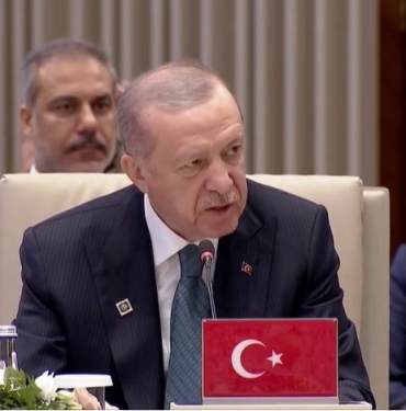 Erdoğan'dan 'Ortak Türk Alfabesi' Açıklaması