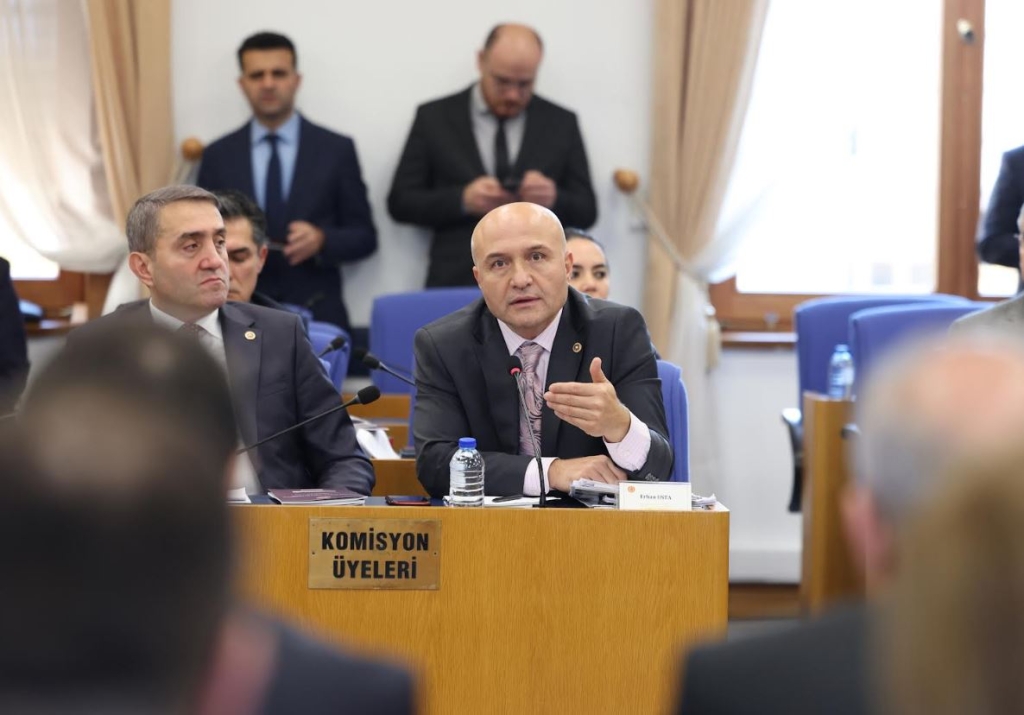 Erhan Usta’dan İktidara Sert Eleştiriler