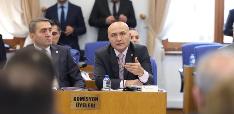 Erhan Usta’dan İktidara Sert Eleştiriler