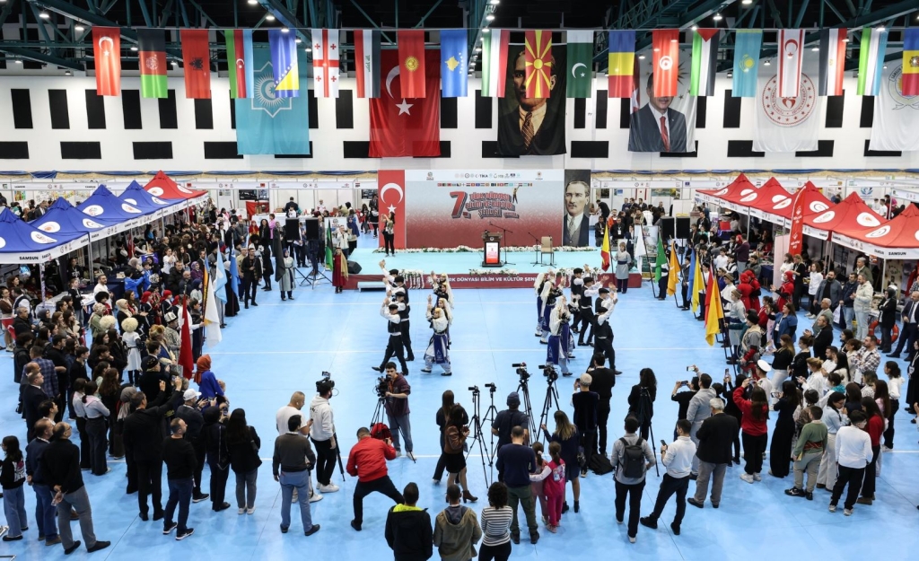 Samsun’da 7. Uluslararası Türk Dünyası Bilim Ve Kültür Şenliği Başladı