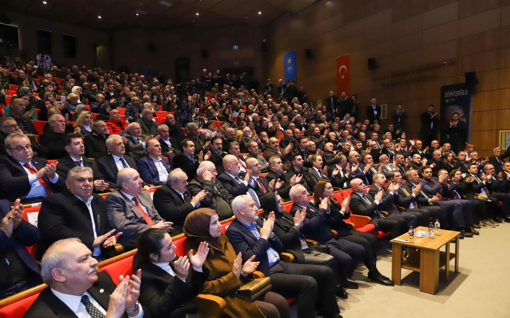 İYİ Parti Genel Başkanı Dervişoğlu Samsun’da Duygulandı