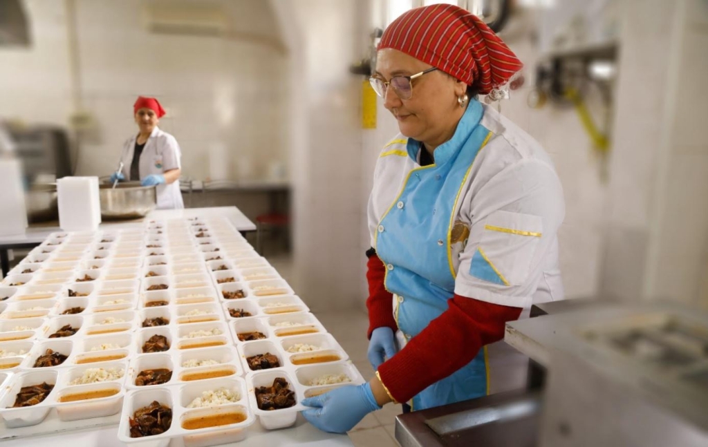 İlkadım Belediyesi’nden Ücretsiz Yemek Hizmeti