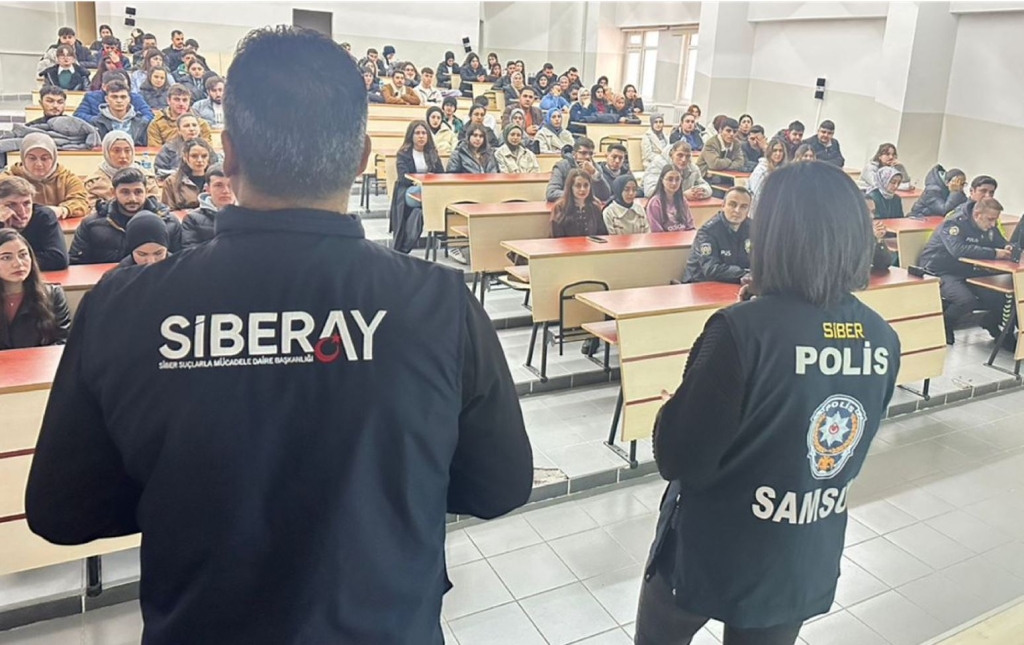 Siberay Seminerinde Gençlere Bağımlılık Eğitimi