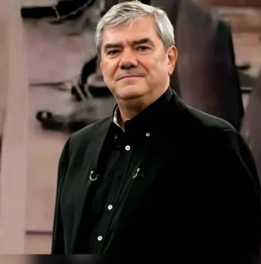 Gazeteci Yılmaz Özdil Kalp Krizi Geçirdi