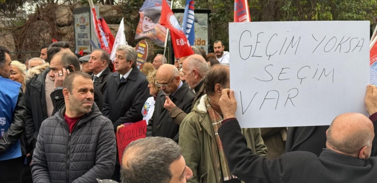 Samsun’da Kamu Çalışanlarından İş Bırakma Eylemi