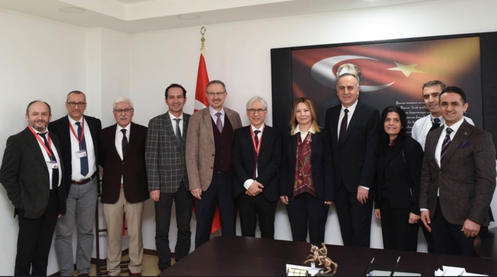 OMÜ Tıp Fakültesi’nde Dekanlık Değişimi
