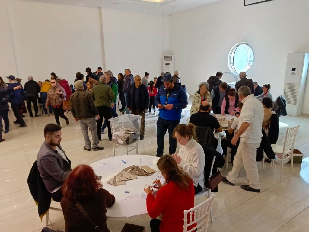 Samsun’da Demokrasi Sandıklarına Yoğun Katılım