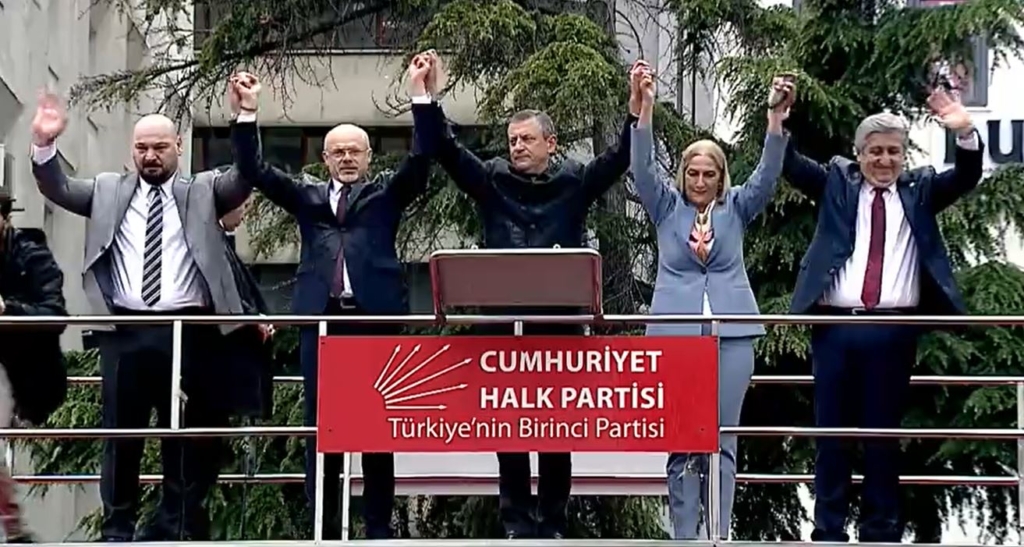 CHP’nin Samsun Mitingi Tıklım Tıklım