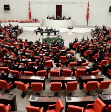 İklim Kanunu Tasarısı Komisyona Geri Çekildi