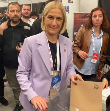 Nazan Güneysu Yeniden CHP Parti Meclisi’nde