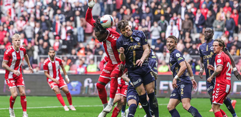 Samsunspor’a İç Sahada Soğuk Duş