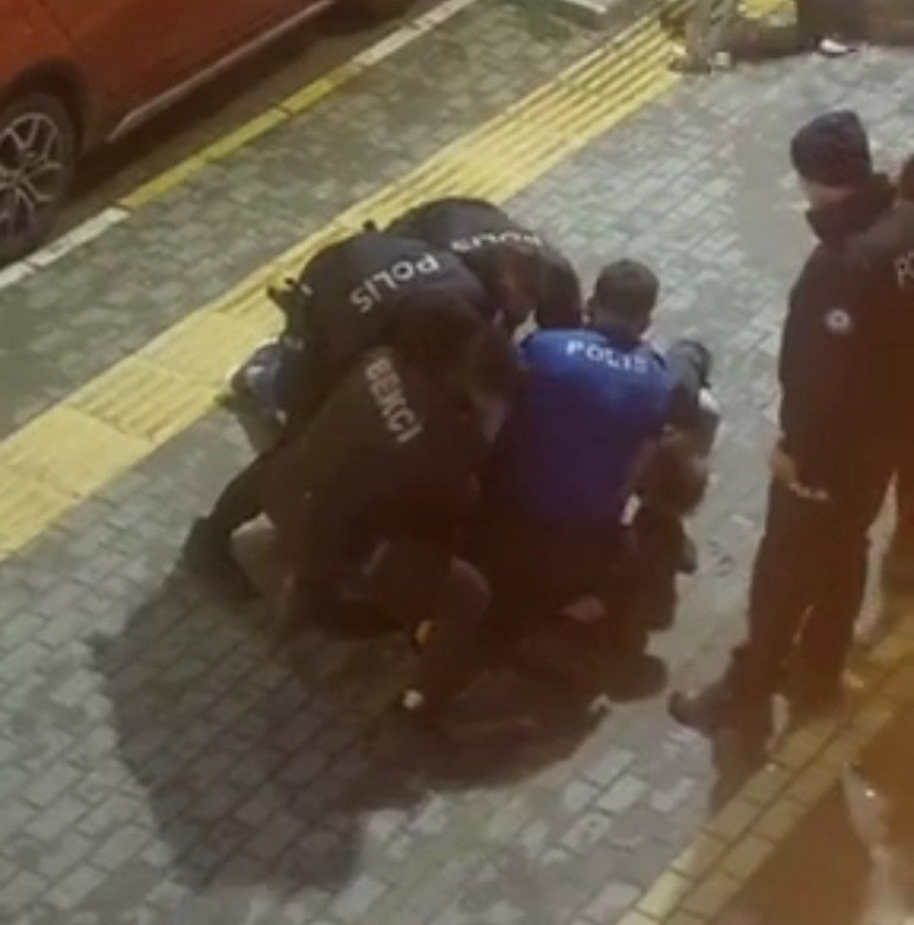 YRP’li İlçe Başkanına Ters Kelepçe