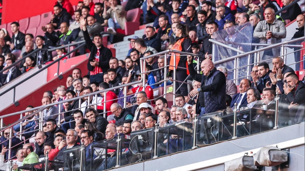 Samsunspor’dan Kritik Zafer