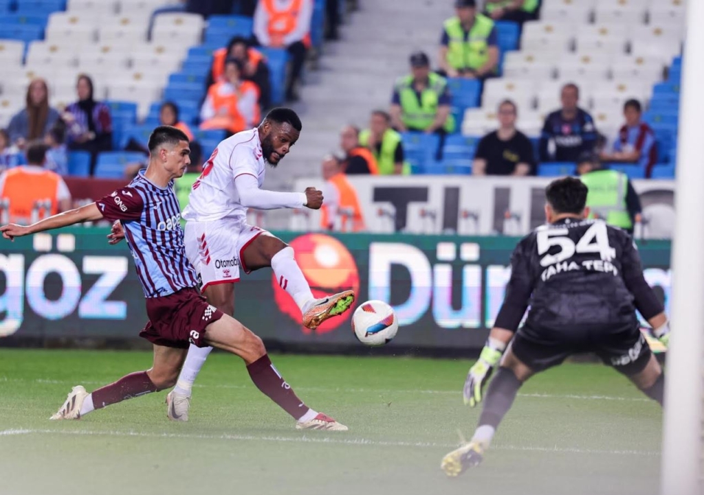 Samsunspor’dan Trabzon Deplasmanında Dirençli Bir Puan