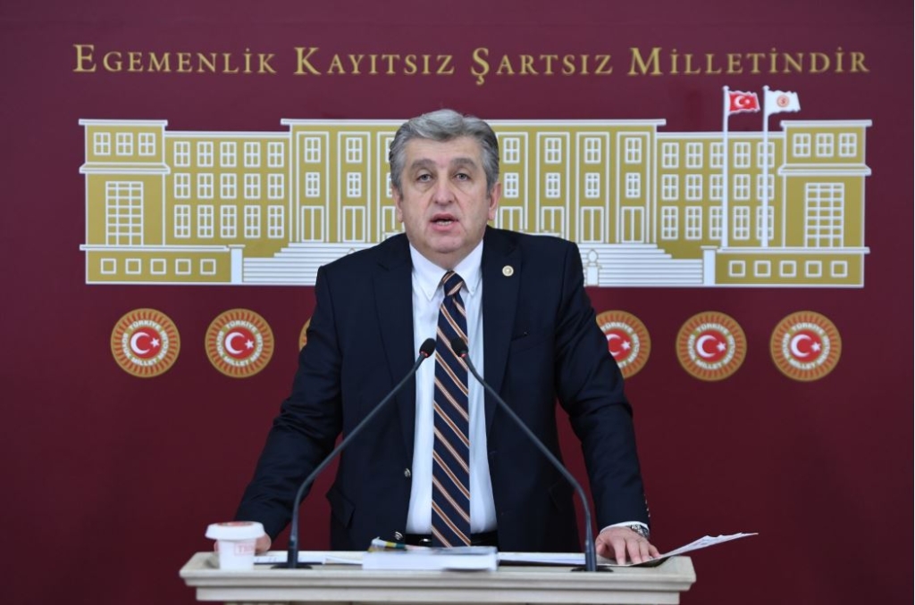 Sandıkçı, Suçluluk Telaşıyla Konuyu mu Saptırıyor
