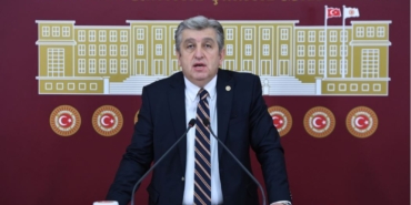 Sandıkçı, Suçluluk Telaşıyla Konuyu mu Saptırıyor