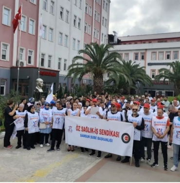 Gazi Devlet’te İşçilerden Oturma Eylemi