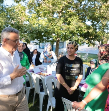 Başkan Kurnaz Mahalle Kadın Kolları Başkanlarıyla Buluştu