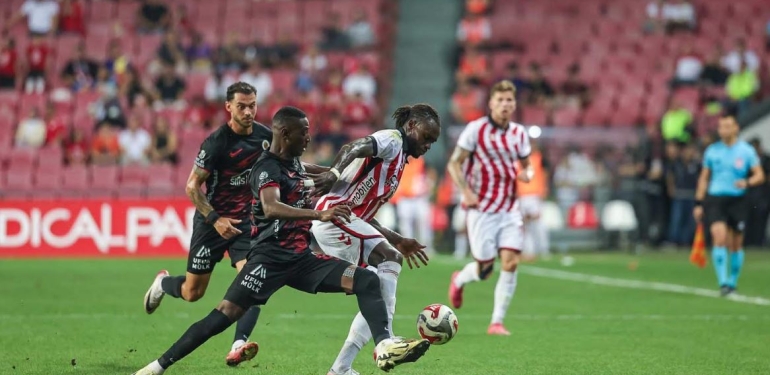 Samsunspor Sezona Galibiyetle Başladı