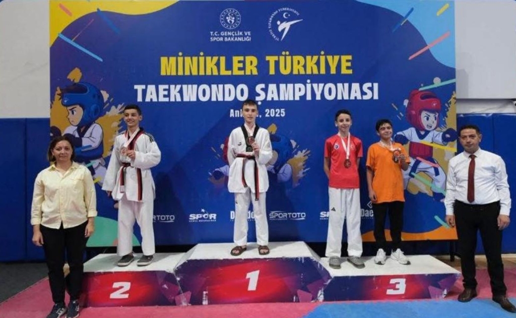 İlkadım Belediyesporlu Yusuf Demir Türkiye Şampiyonu
