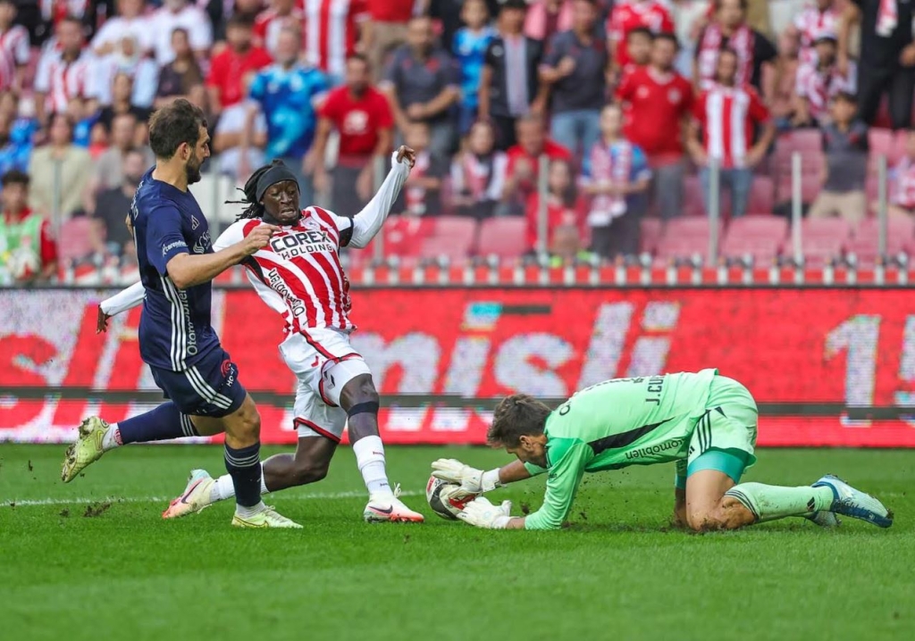 Samsunspor Evinde Antalyaspor’a 2-1 Mağlup Oldu