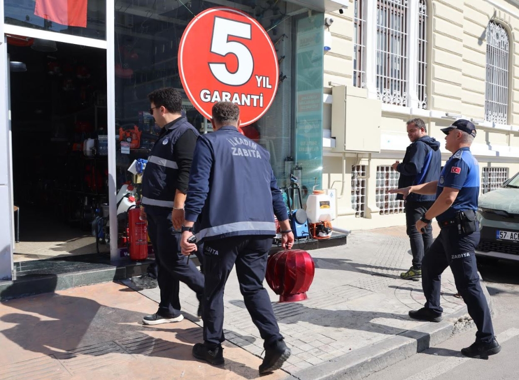 İlkadım’da Kaldırım İşgaline Geçit Yok!