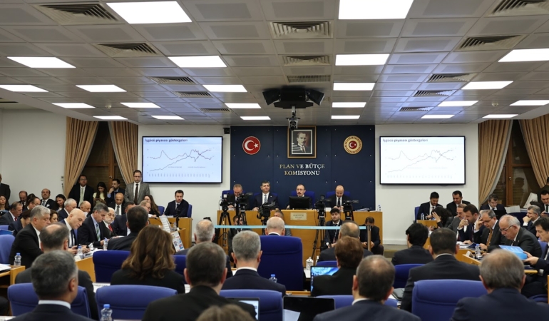 Bütçe Görüşmelerinde “Kara Para” Sorusu