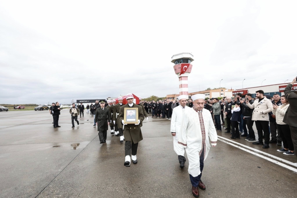 Samsun Şehidini Gözyaşlarıyla Uğurladı