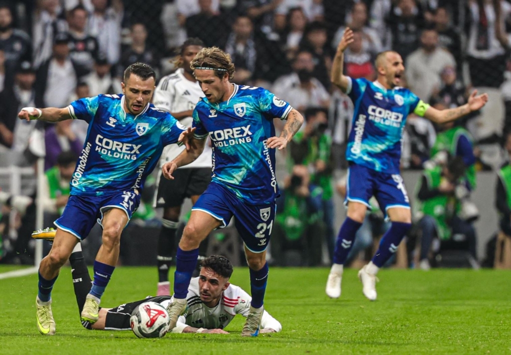 Samsunspor Beşiktaş Deplasmanından 1 Puanla Döndü
