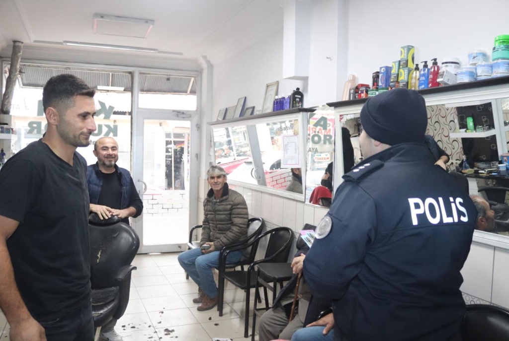 Samsun İl Emniyet Müdürlüğü Vatandaşları Tek Tek Uyardı