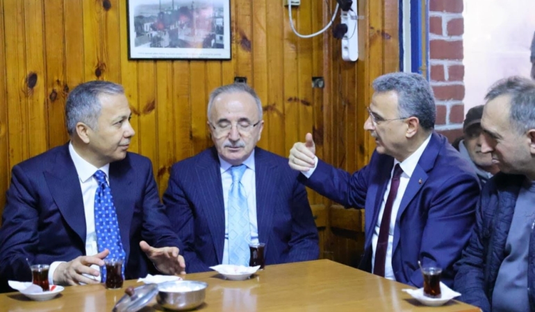 Bakan Yerlikaya İlkadım’da Vatandaşlarla Buluştu