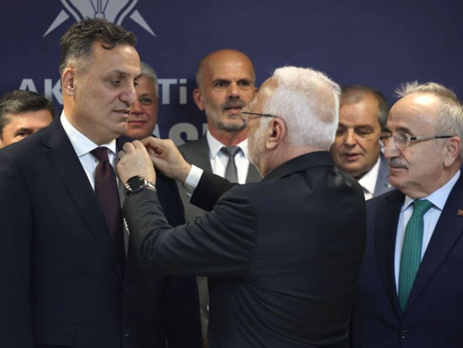 Davut Numanoğlu 22 Mart 2025'te İYİ Parti'den Ak Parti'ye Geçmişti