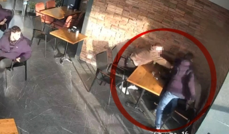Karasamsun’da Pastanede Bıçaklı Saldırı
