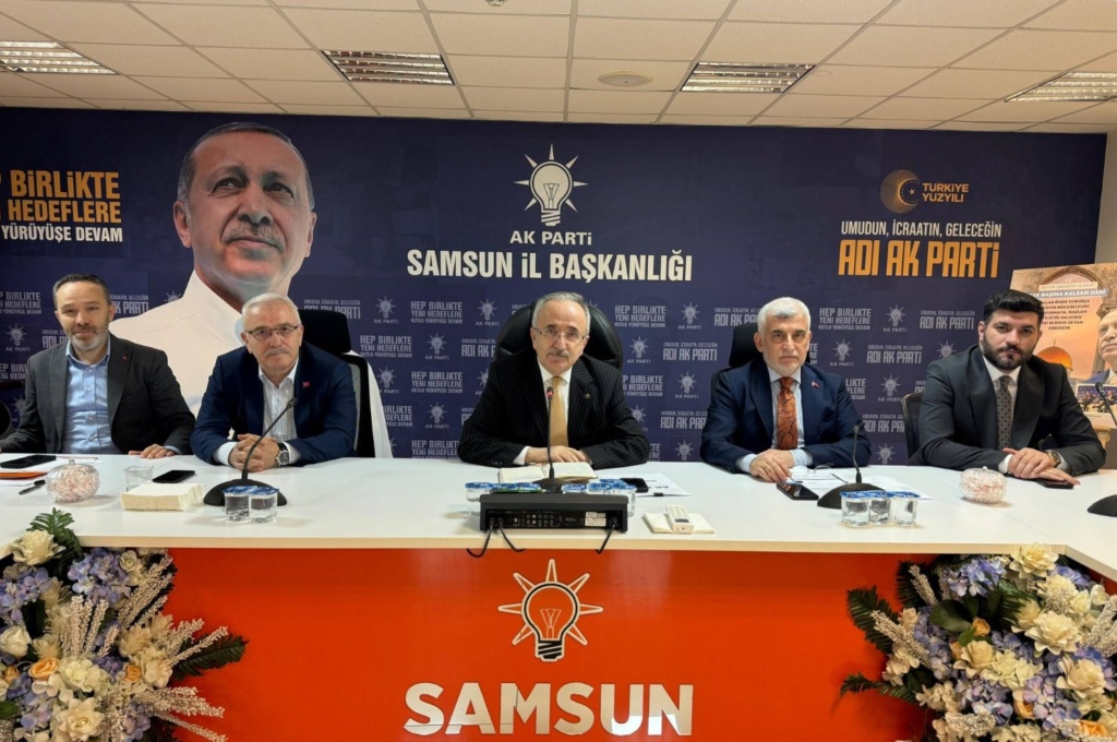 AK Parti Samsun’da A Takımı Yenilendi