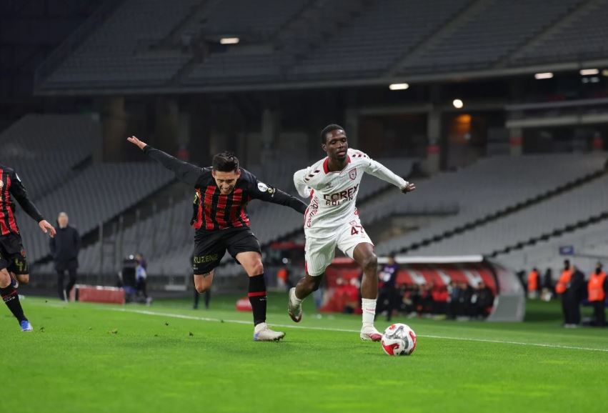 Samsunspor’dan İstanbul’da Golsüz Bir Puan