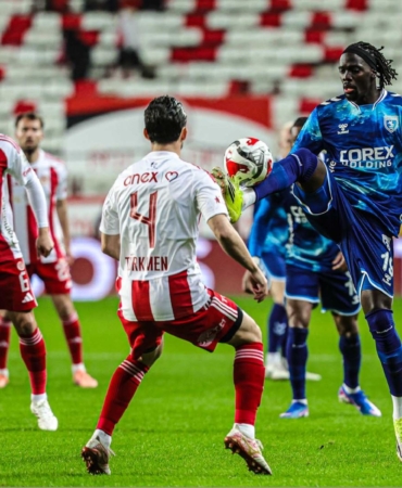 Süper Lig’de Samsunspor Antalya’da Dağıldı