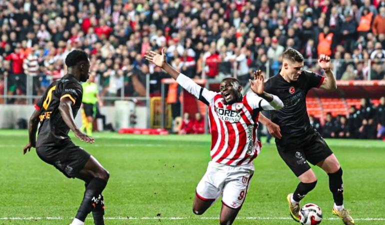Samsunspor’dan Galatasaray’a 4 Gollü Darbe