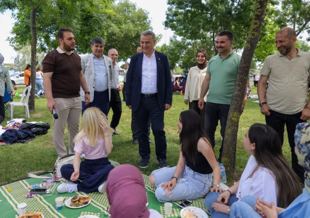 İLKEM’den YKS Adaylarına Moral Pikniği