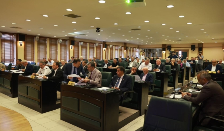 Samsun Büyükşehir Meclisi’nde Daire Başkanlarına Sert Uyarı