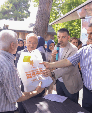 Erdoğan İmzalı Teşekkür Belgeleri İlkadım'da Takdim Edildi